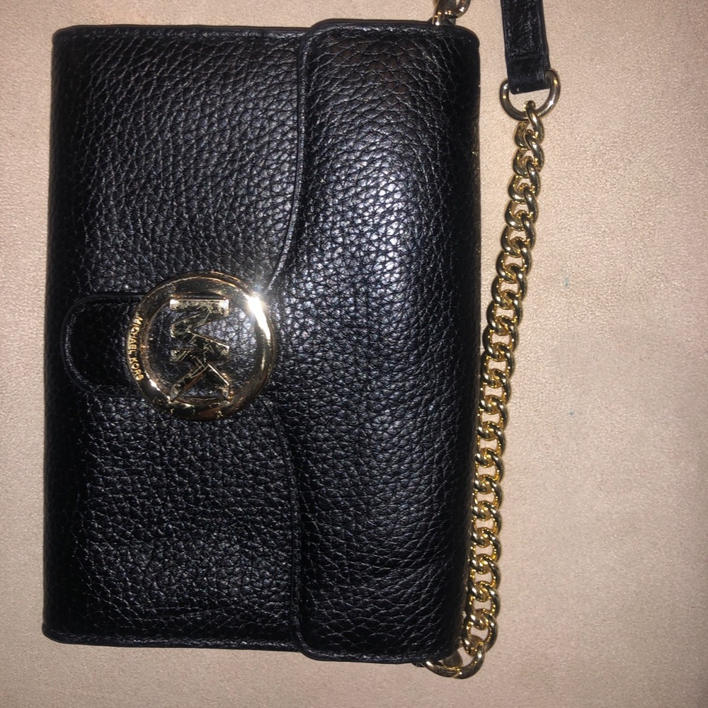 Michael Kors Crossbody Clutch